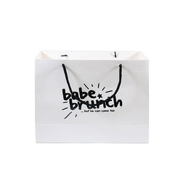 Good price Белая таможня цвета напечатала бумажные мешки для косметик/духов/одежд онлайн